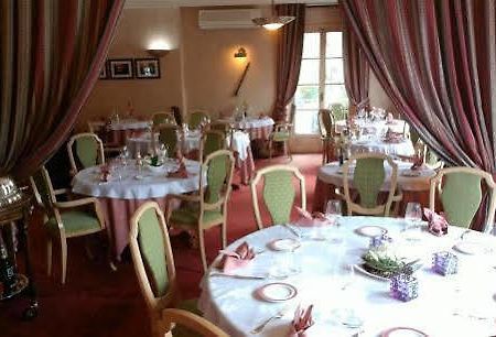 Hotel La Chaum'Yerres Chaumes-en-Brie ภายนอก รูปภาพ