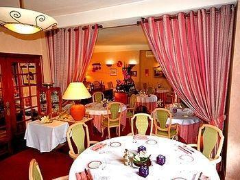 Hotel La Chaum'Yerres Chaumes-en-Brie ภายนอก รูปภาพ