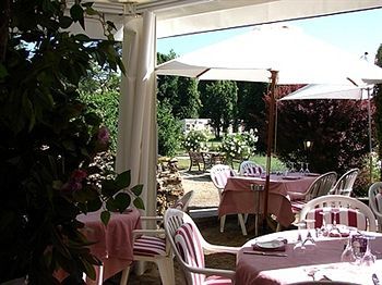 Hotel La Chaum'Yerres Chaumes-en-Brie ภายนอก รูปภาพ